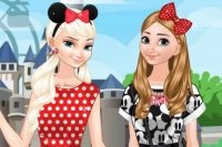 Siostry z Krainy lodu w Disneylandzie Siostry z Krainy lodu w Disneylandzie